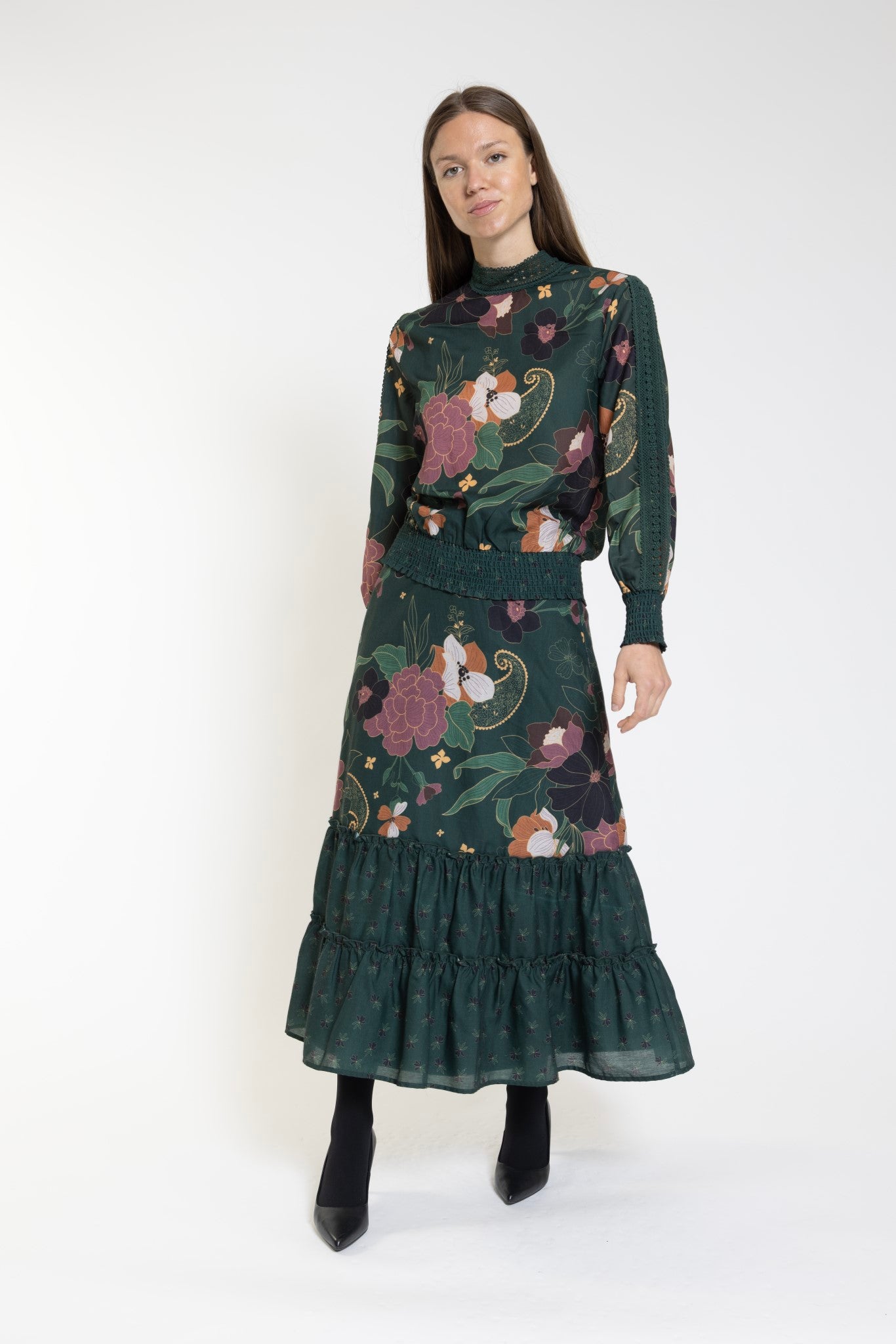 MATCHING FLORAL TIERED SKIRT חצאית