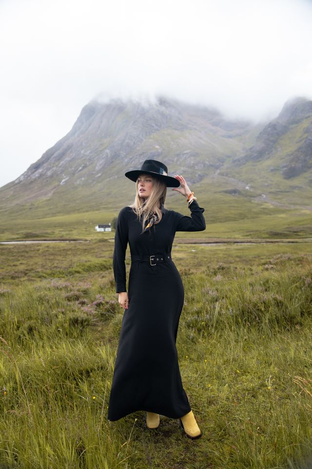 BELTED MAXI