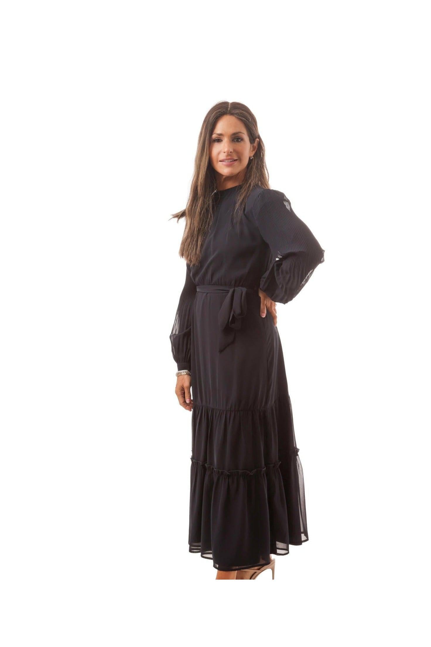 CHIFFON BELTED DRESS WITH PLTD SLEEVES & RUFFLED TRIM שמלה
