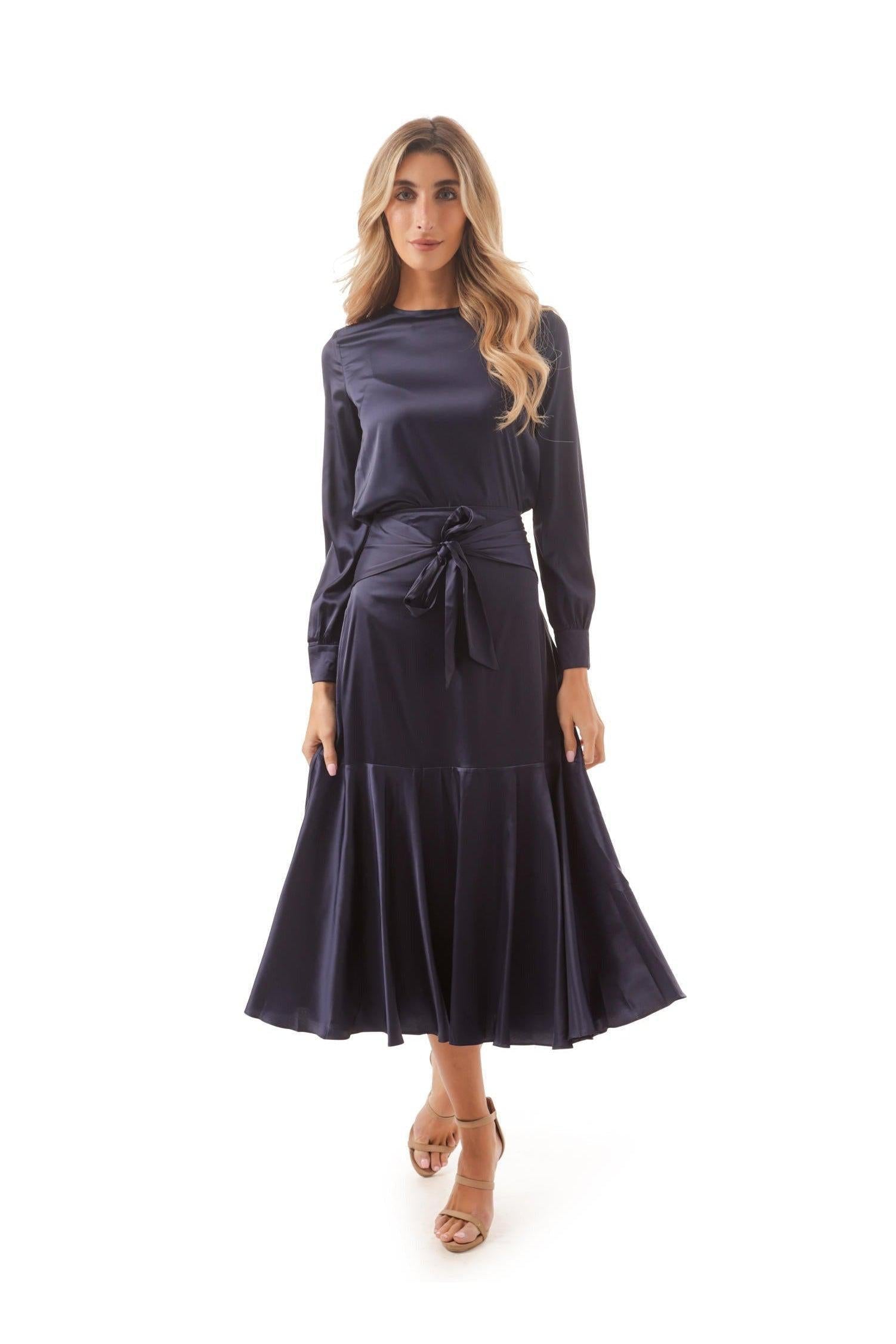 MATCHING SATIN TOP WITH SMOCKED SHOULDERS חולצה