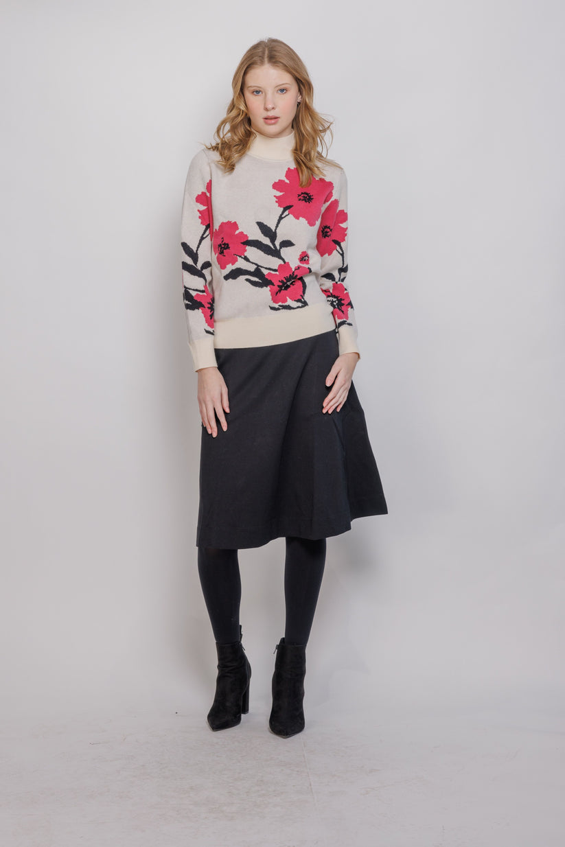LARGE FLOWER PRINT SWEATER