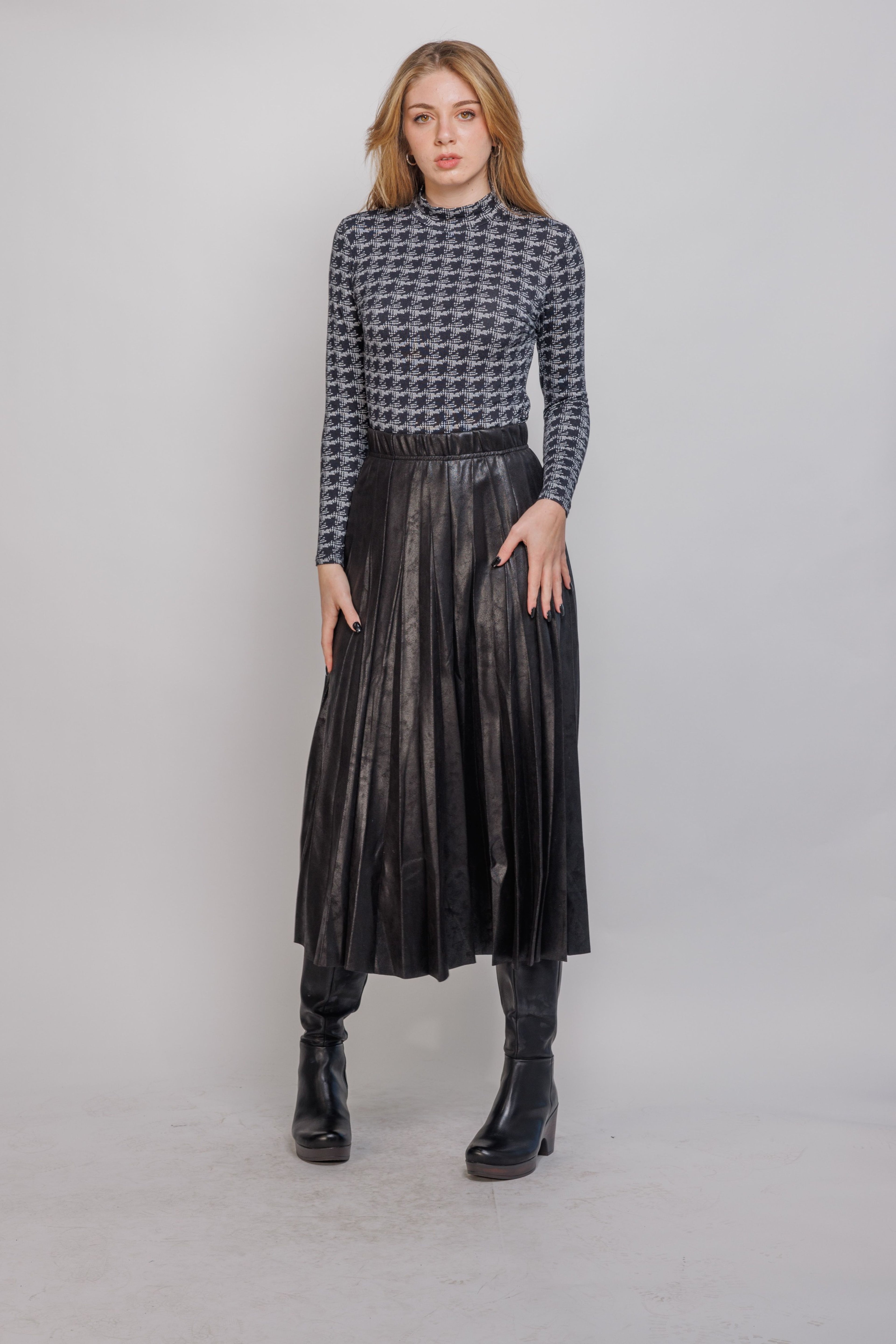 27" MESSY PLEATED CRACKLE TEATHER LEATHER/SUEDE SKIRT