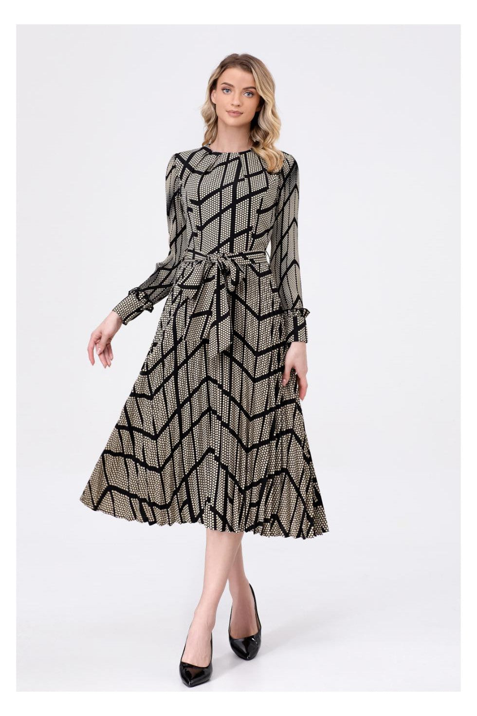 CHEVRON ELEGANCE MIDI DRESS