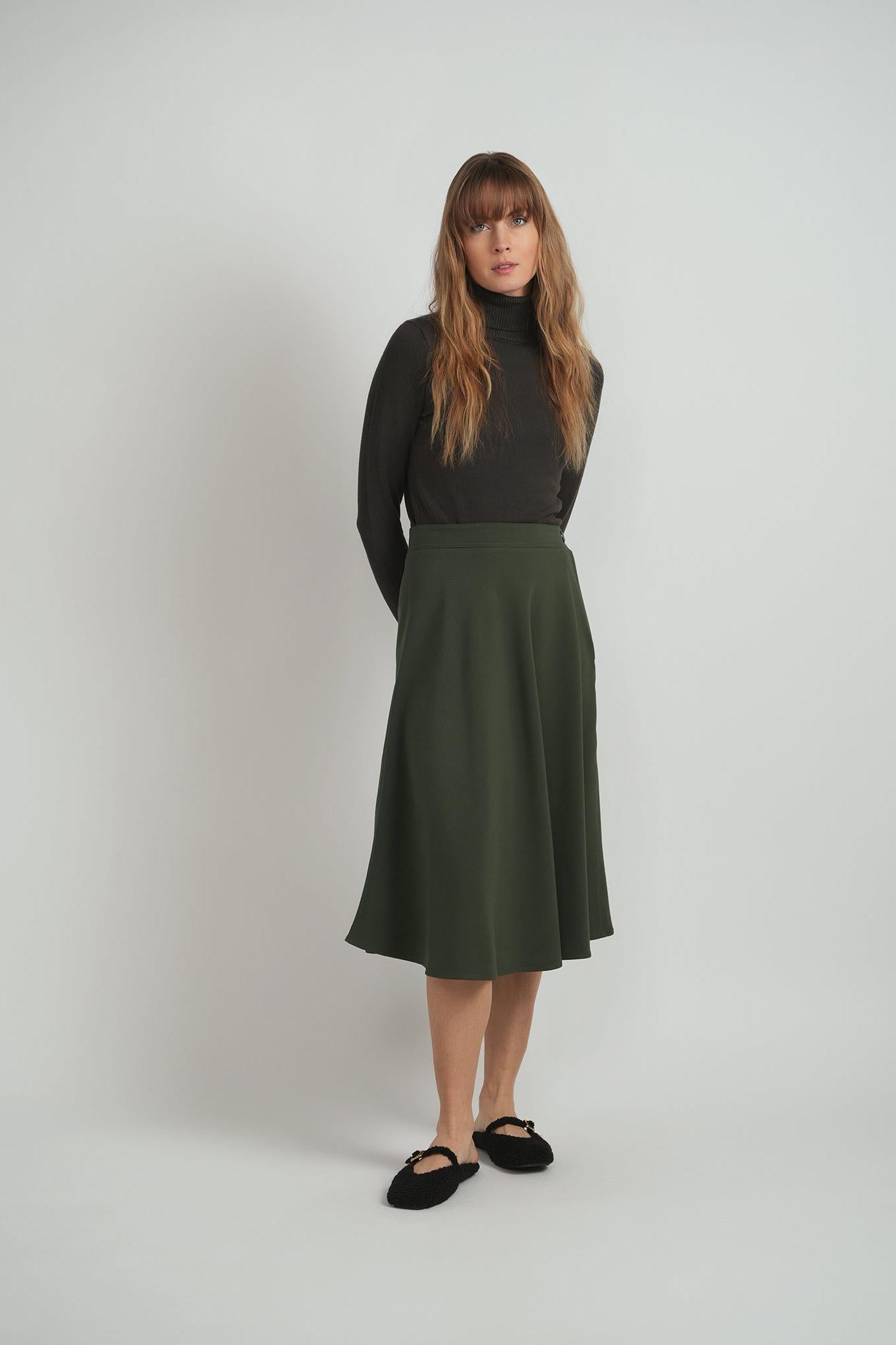 LADIES 35" SKIRT WITH SIDE ZIPPER