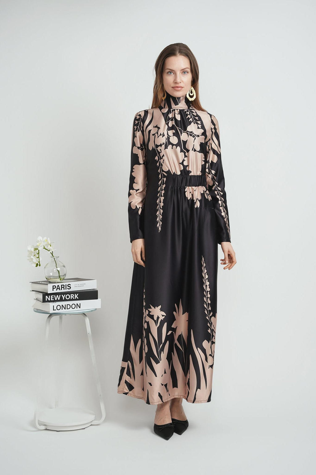 LADIES DRESS WITH MOCKNECK, BACK ZIPPER