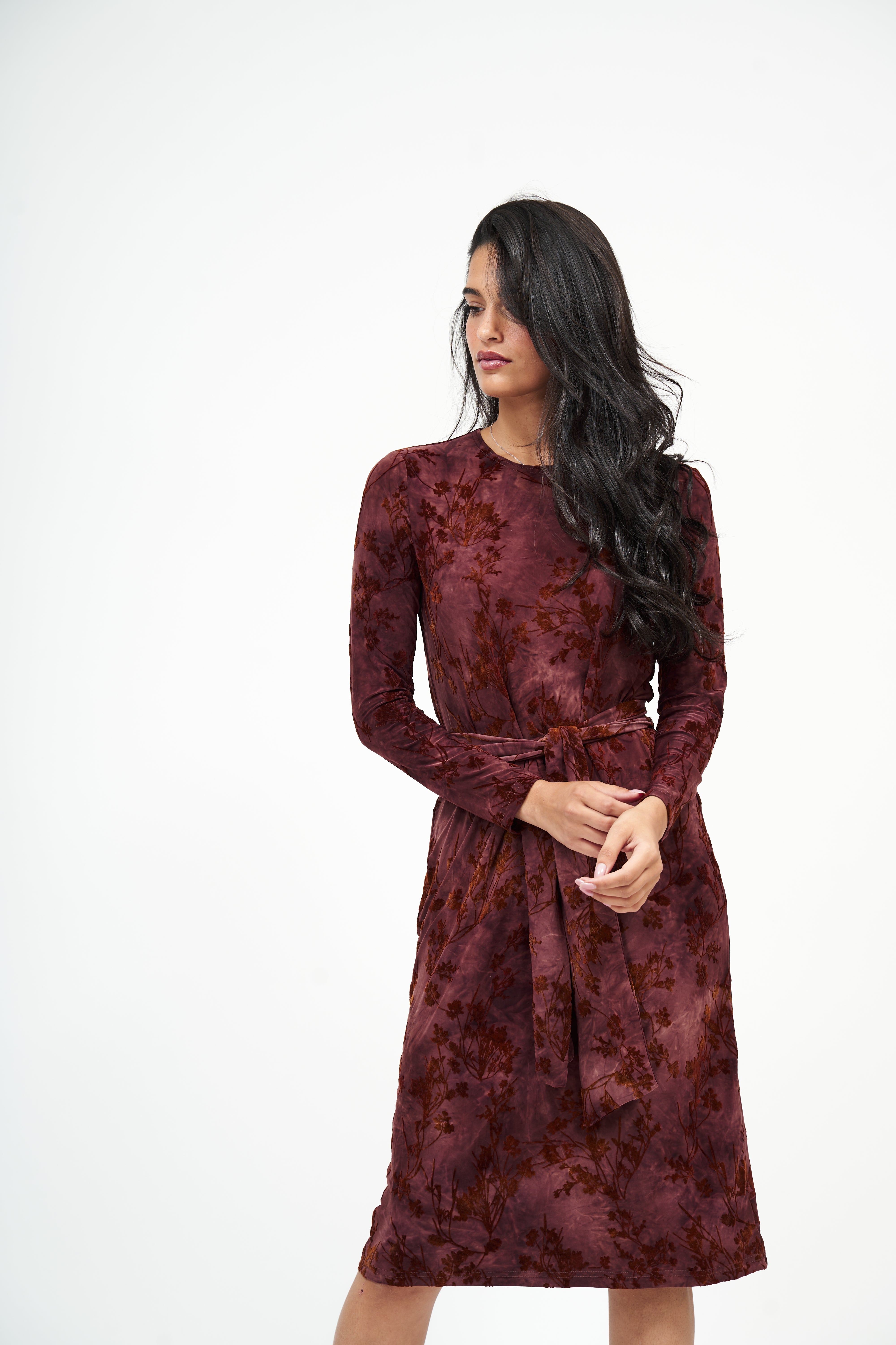 Loose Basic Floral Velvet: Maroon