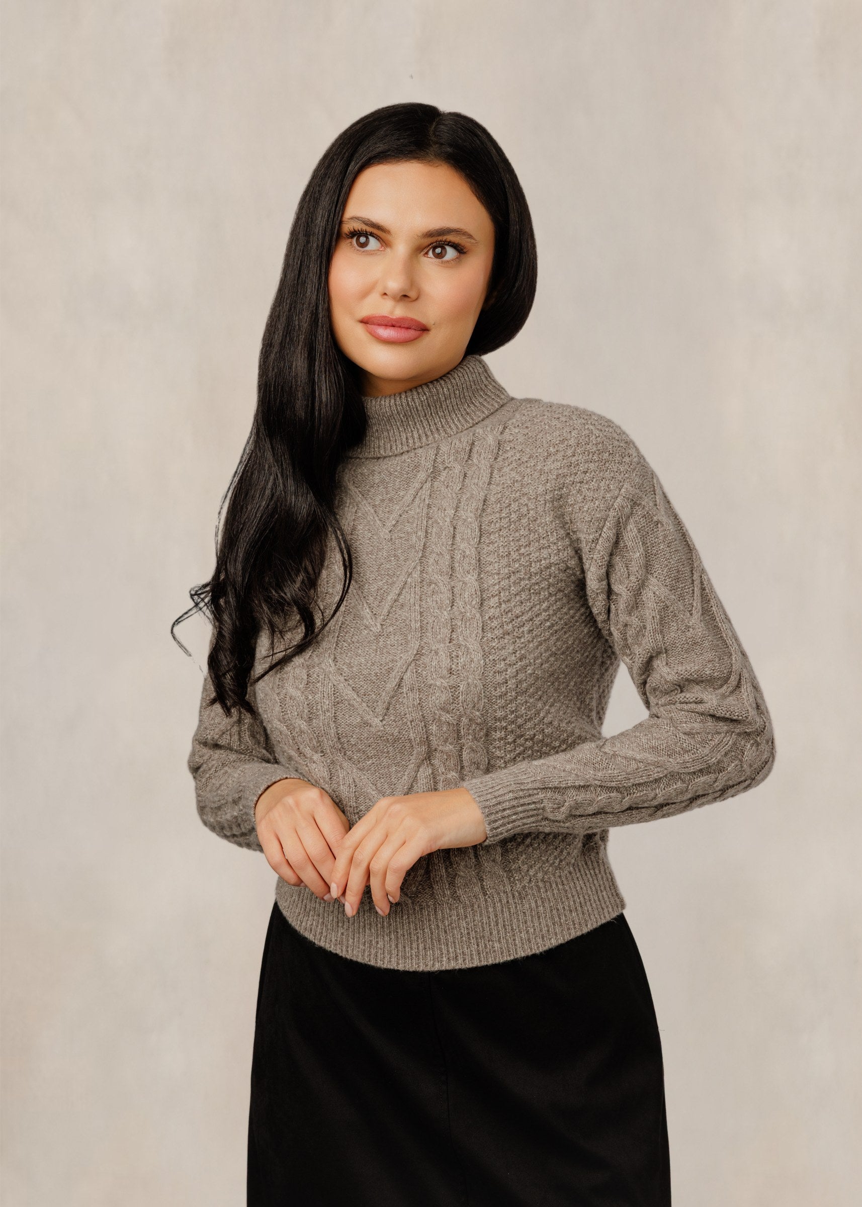 CABLE KNIT SWEATER