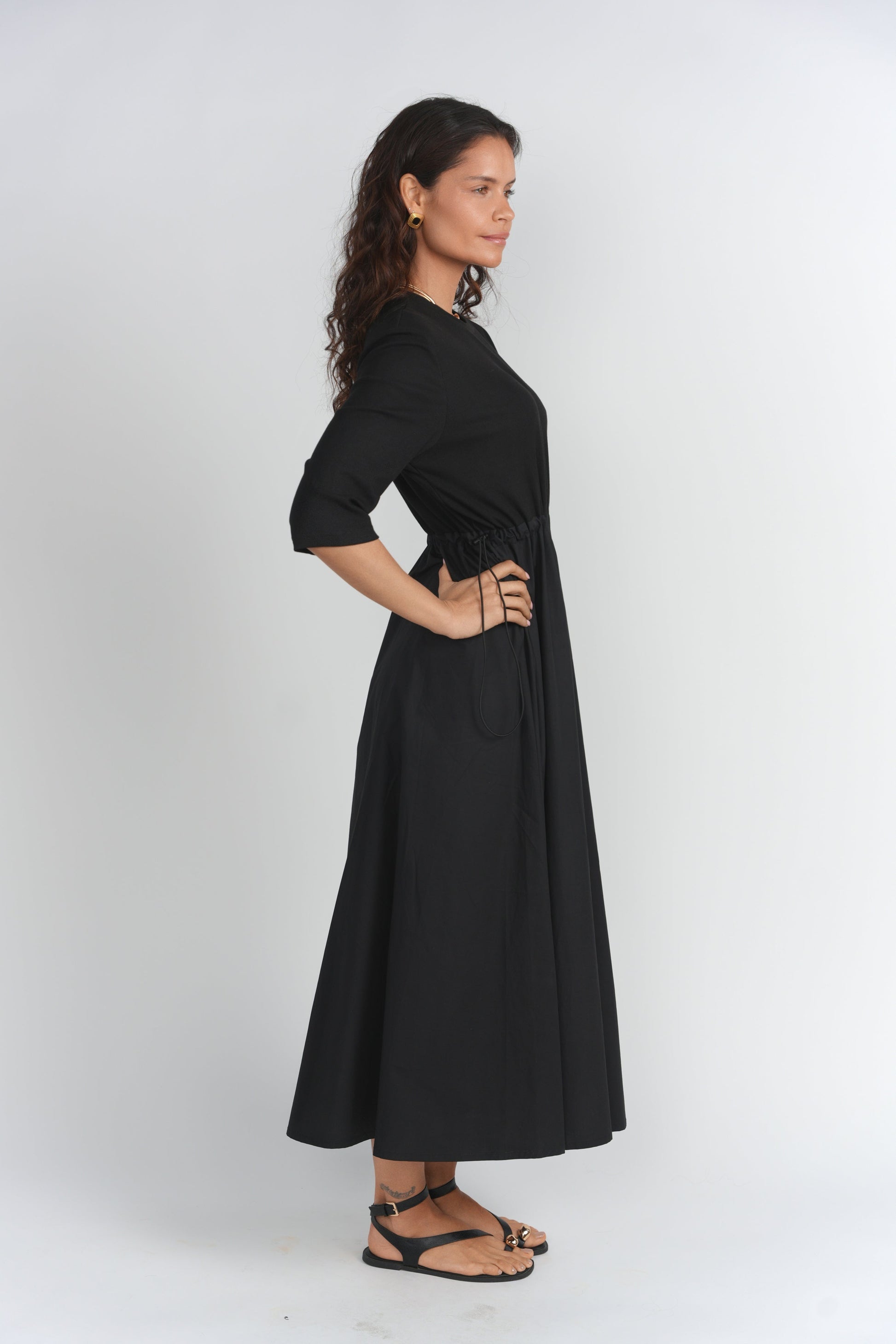 VALINA TOGGLE PULL STRING MAXI DRESS