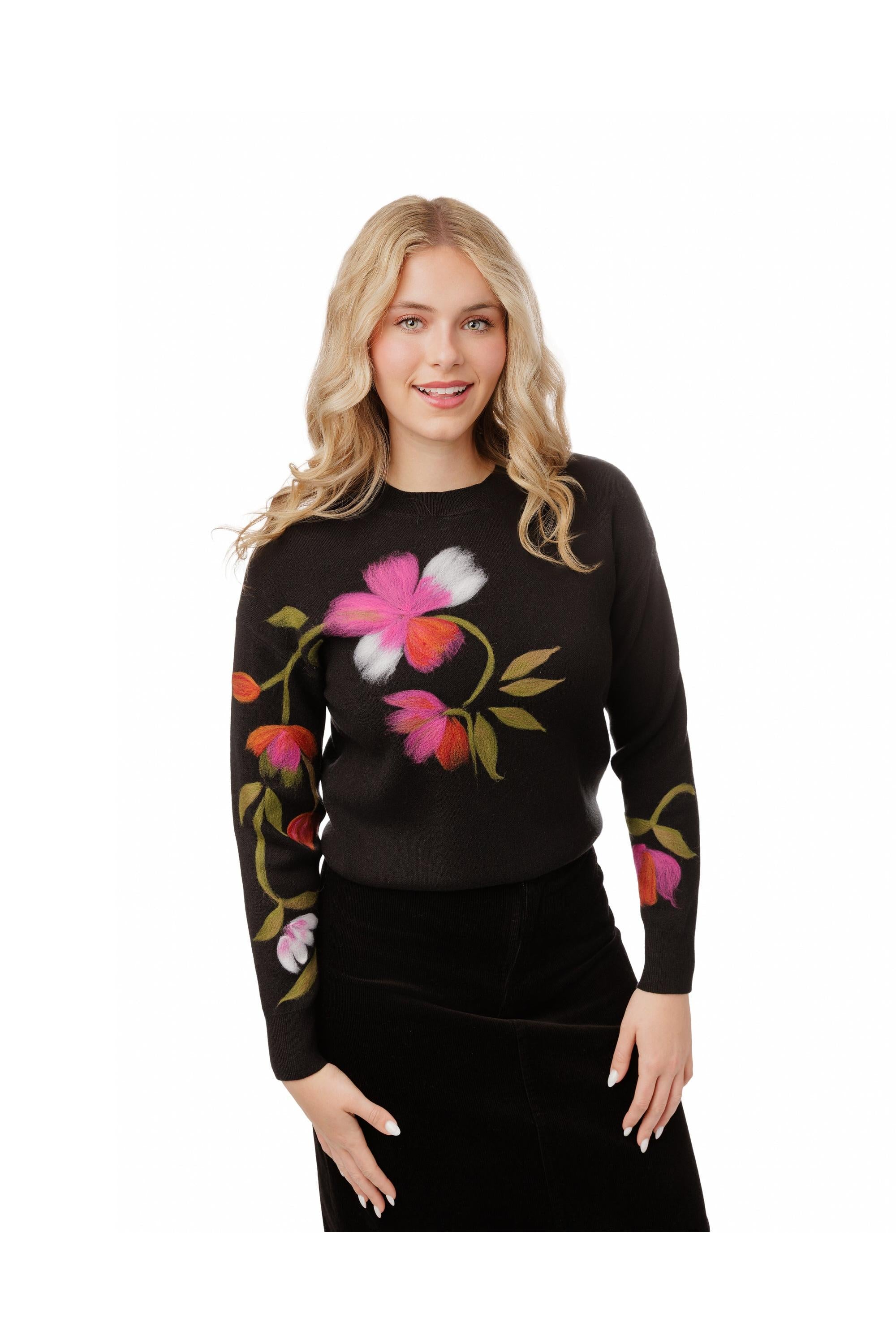 KNIT SWEATER WITH PINK FELT FLOWER