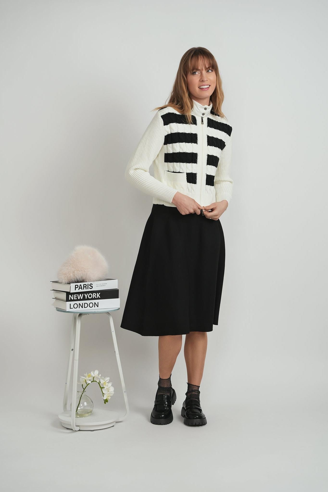 LADIES STRIPED KNIT QUILT CARDIGAN