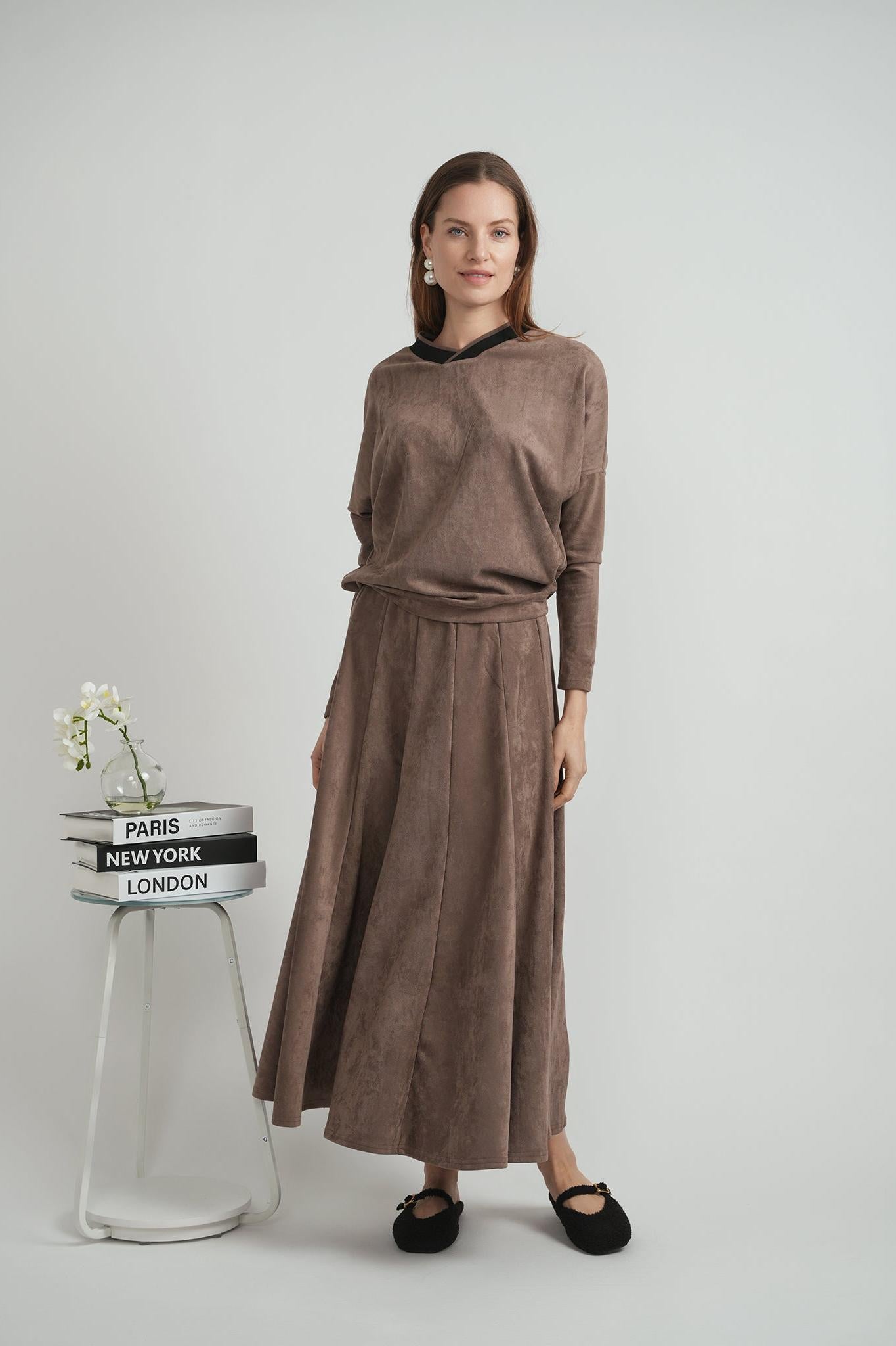 LADIES MIDI SUEDE PANELED SKIRT