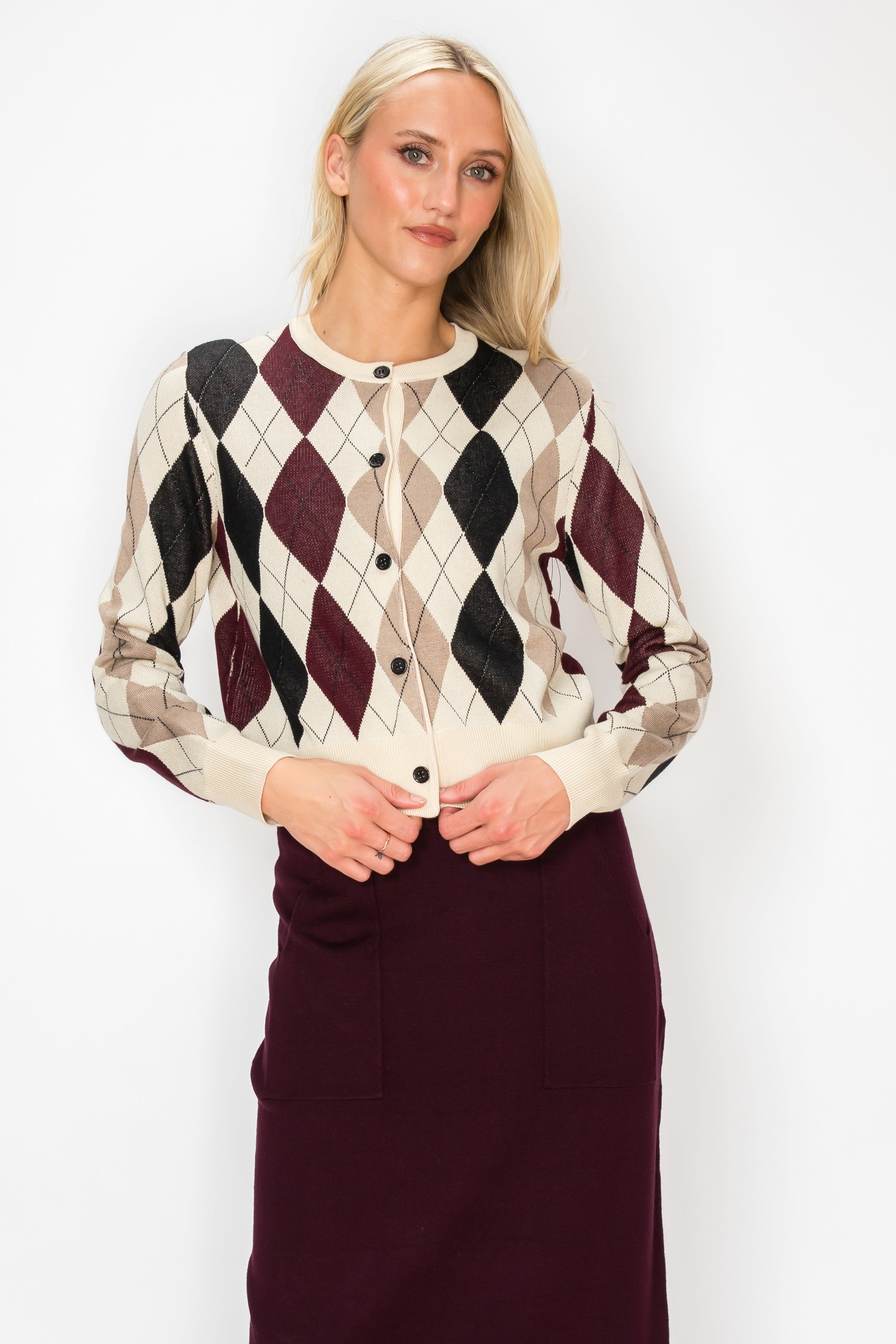 ARGYLE KNIT CARDIGAN - BEIGE