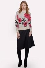 LARGE FLOWER PRINT SWEATER